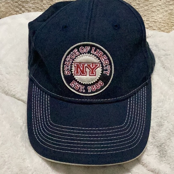 🗽NWOT “ Statue of Liberty “ Unisex Baseball Cap 🗽 - Picture 6 of 6